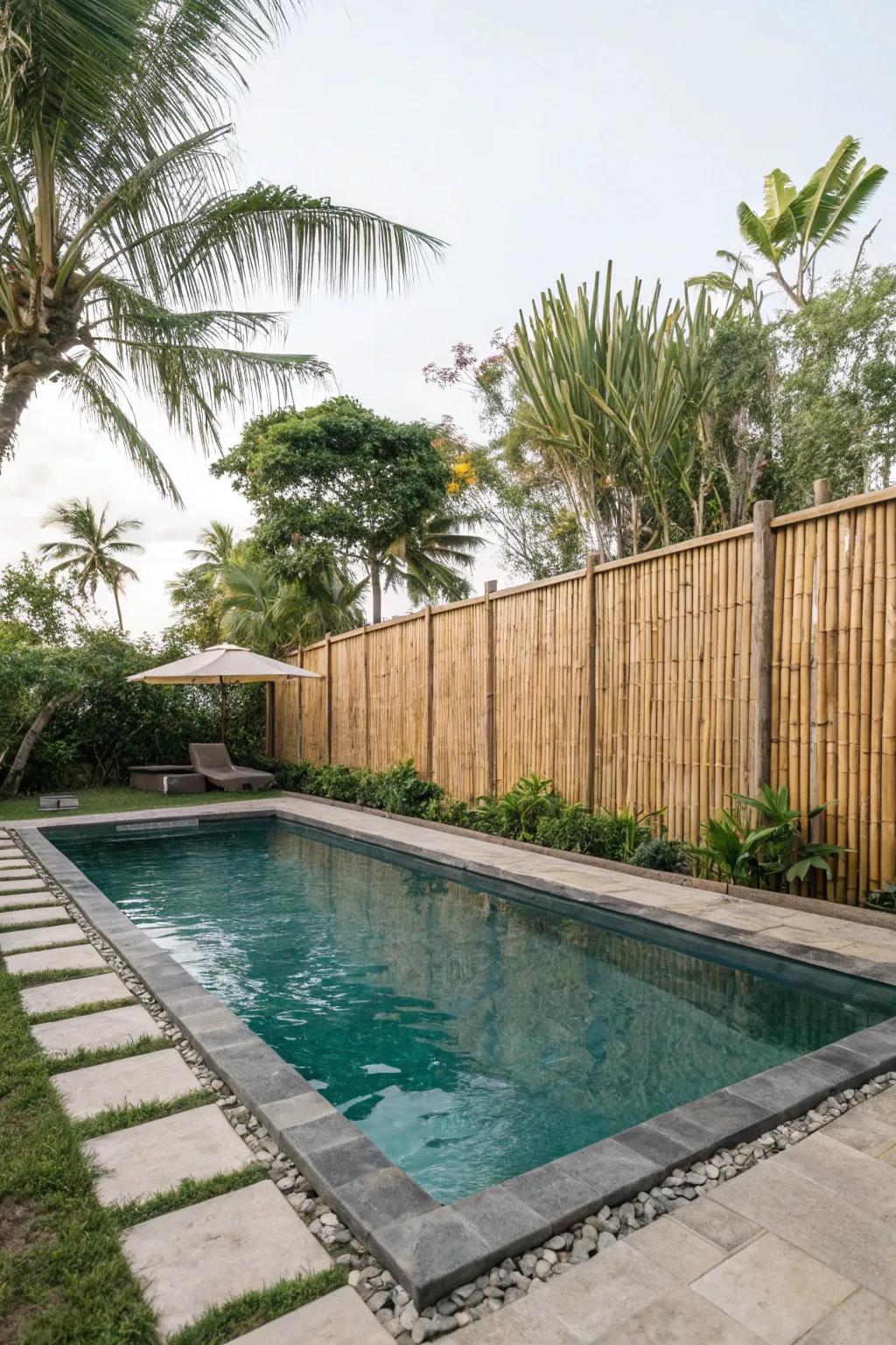Cane surrounds present a tropical ambiance to pool environments.