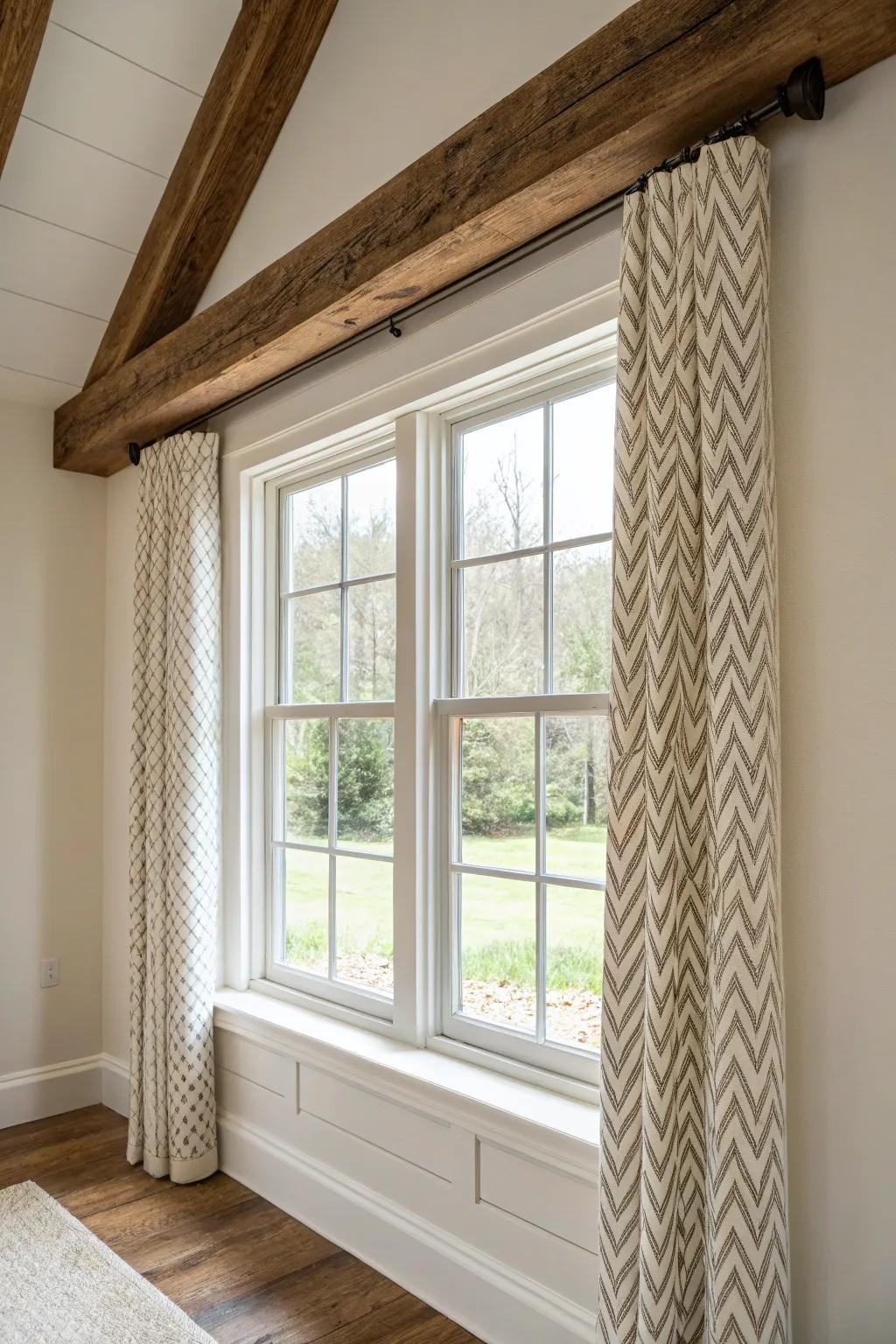 Subtle patterns on window outlining for distinctive flair.