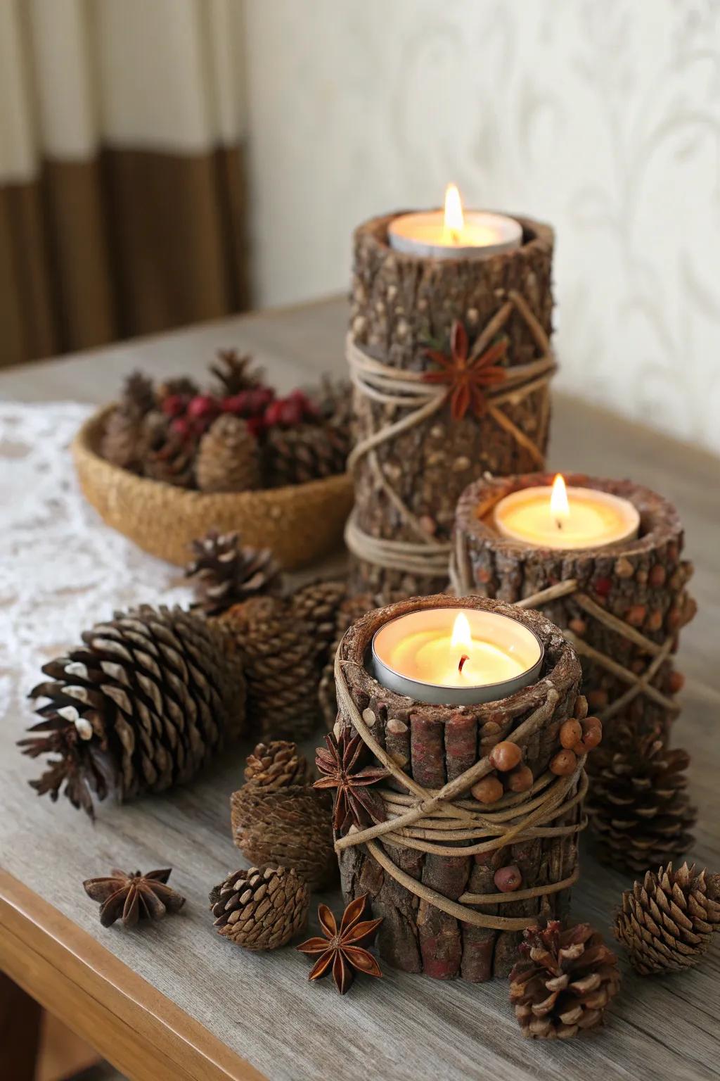 Conifer cone and twig candle holders introduce a natural charm to the decoration.