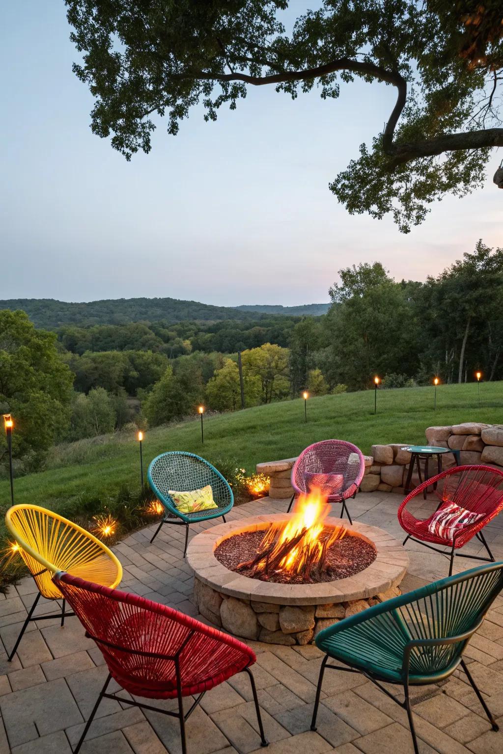 Vibrant wicker seats brighten up the fire pit space.