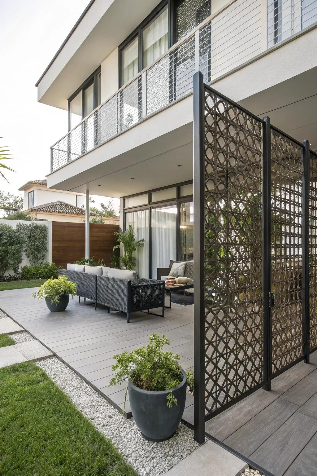 Minimalist fretwork segments proffer elegant spatial division across your patio.
