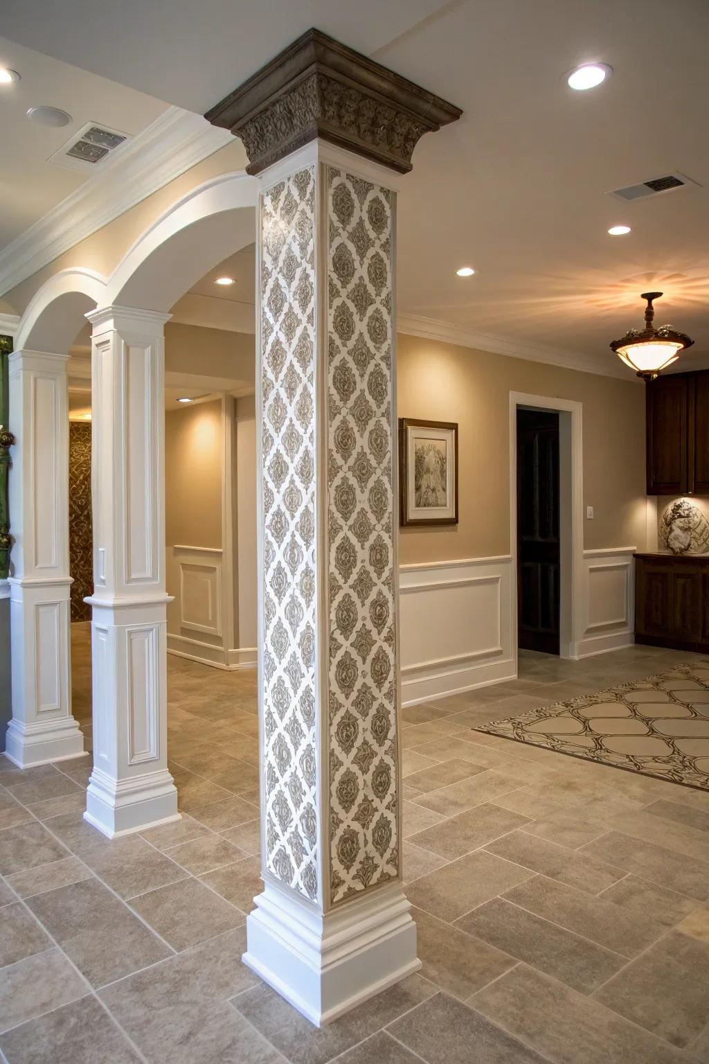 Impressive columns create striking focal points.
