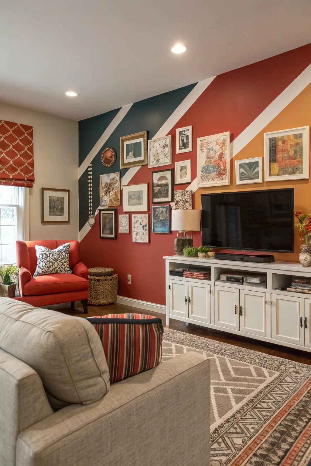 A family room uplifted by a bold statement wall.