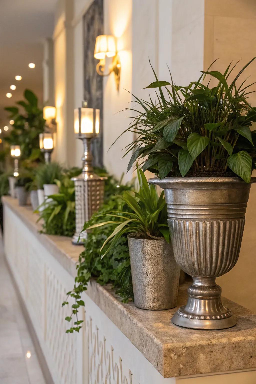 Metallic accents append a hint of elegance to this botanical ledge.