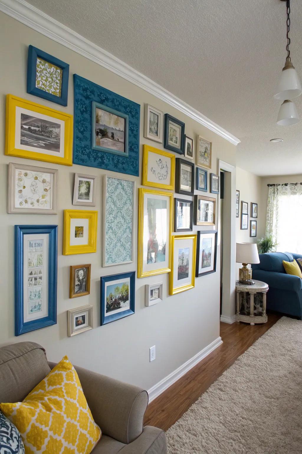 A varied showcase wall with azure and gold frames for a personal flair.