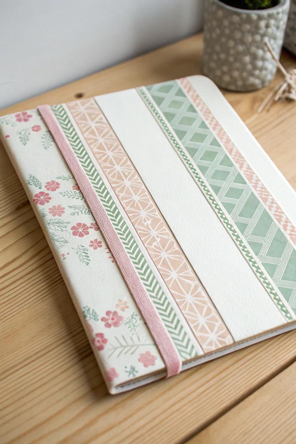 Elevate your notebook with a hint of boho elegance employing pattern decoration. Effortlessly chic and beautifully simple.
