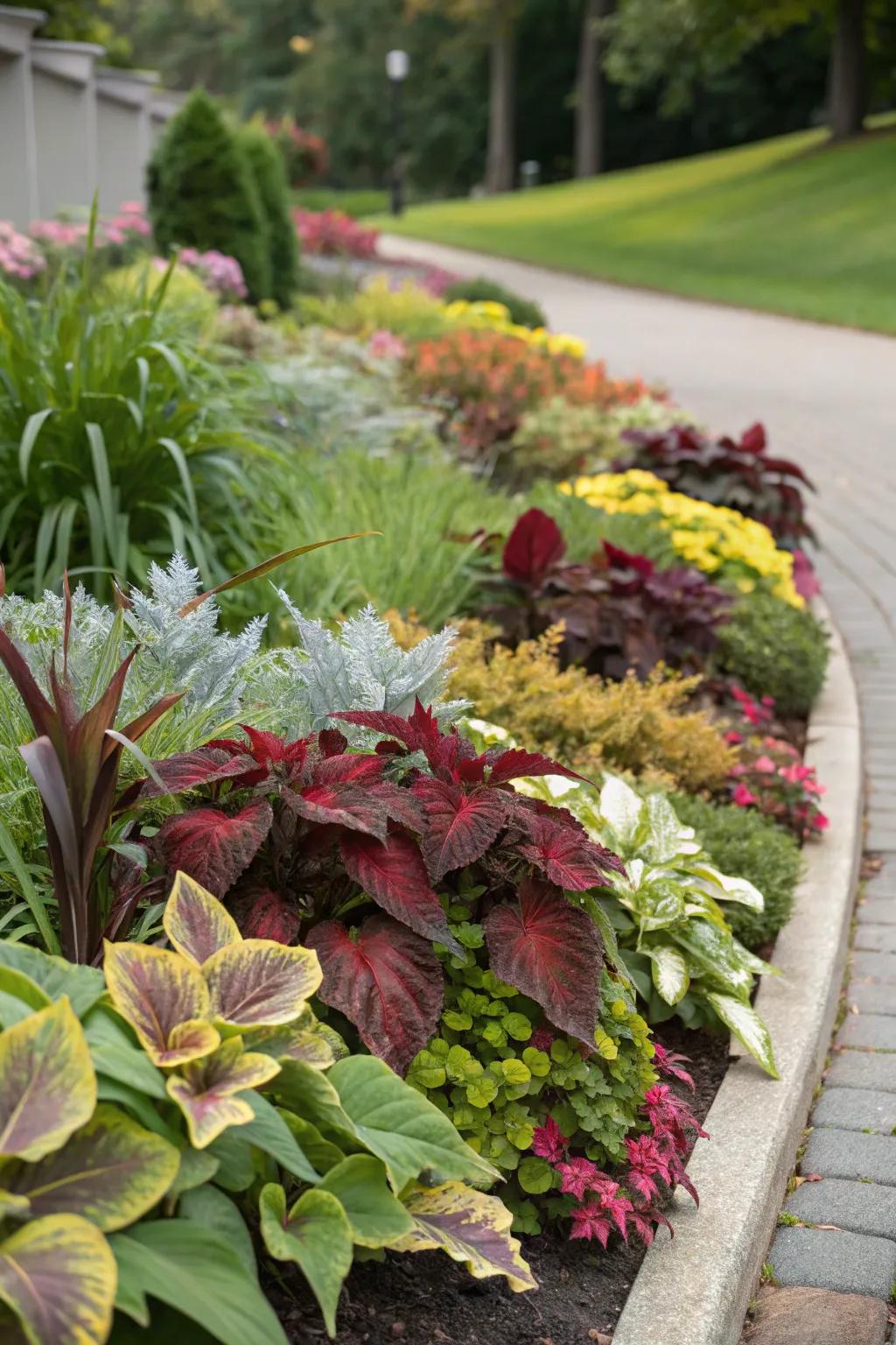 Feel contrast makes your garden more fun to feel and see.