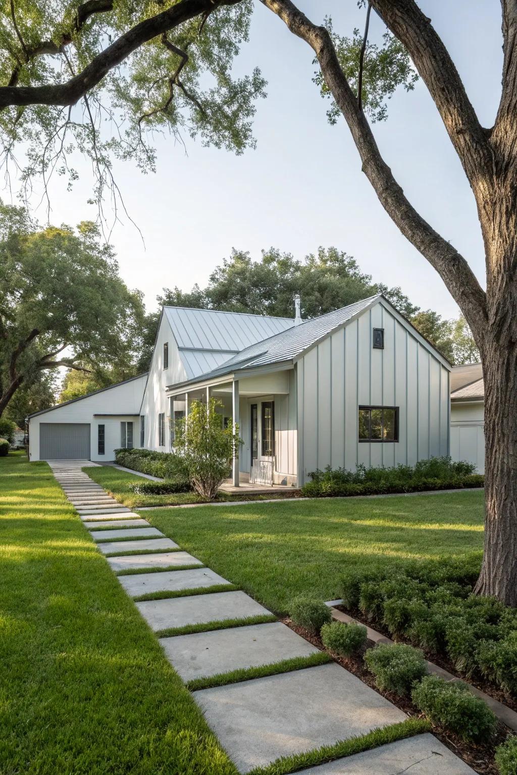 A tranquil neighborhood home featuring minimalist smooth metal cladding for a serene atmosphere.