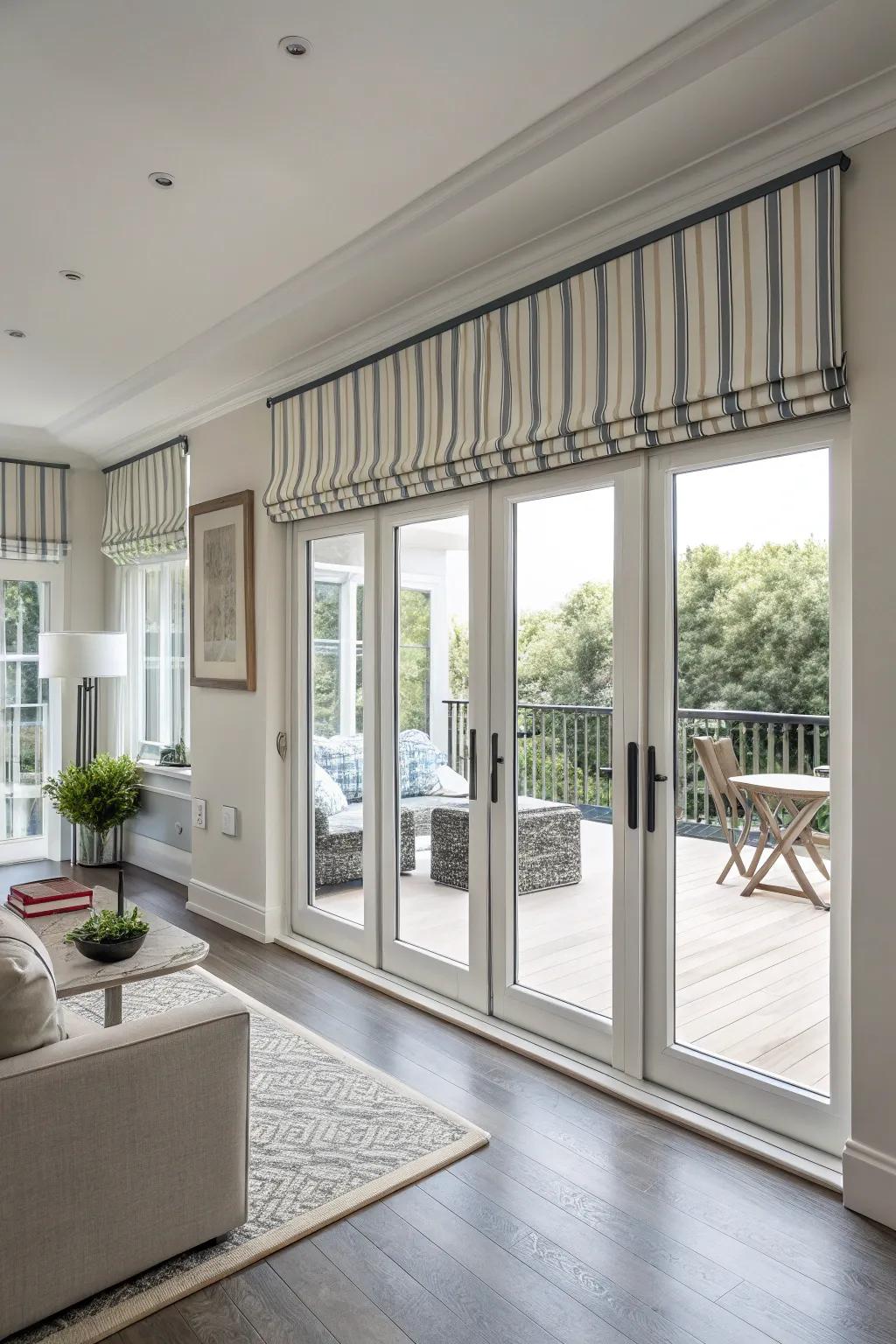 Lined valances offer a contemporary and stylish look.