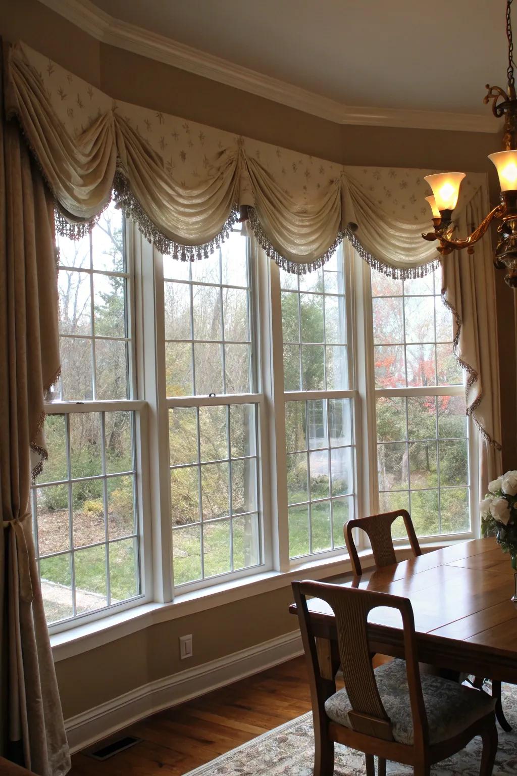 Swag window dressings contribute a refined touch to dining areas.