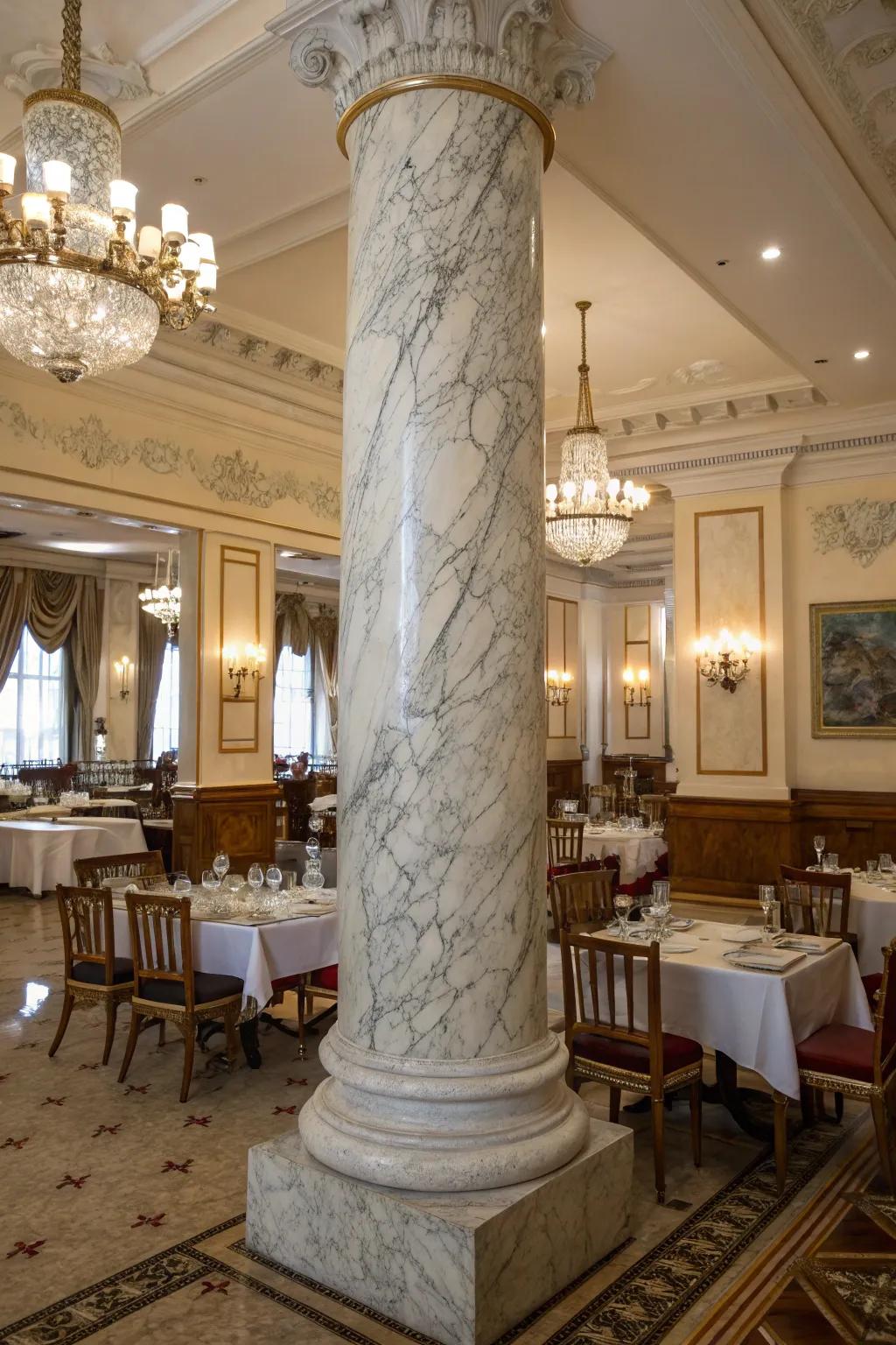 Stone-look finished columns radiate luxury.
