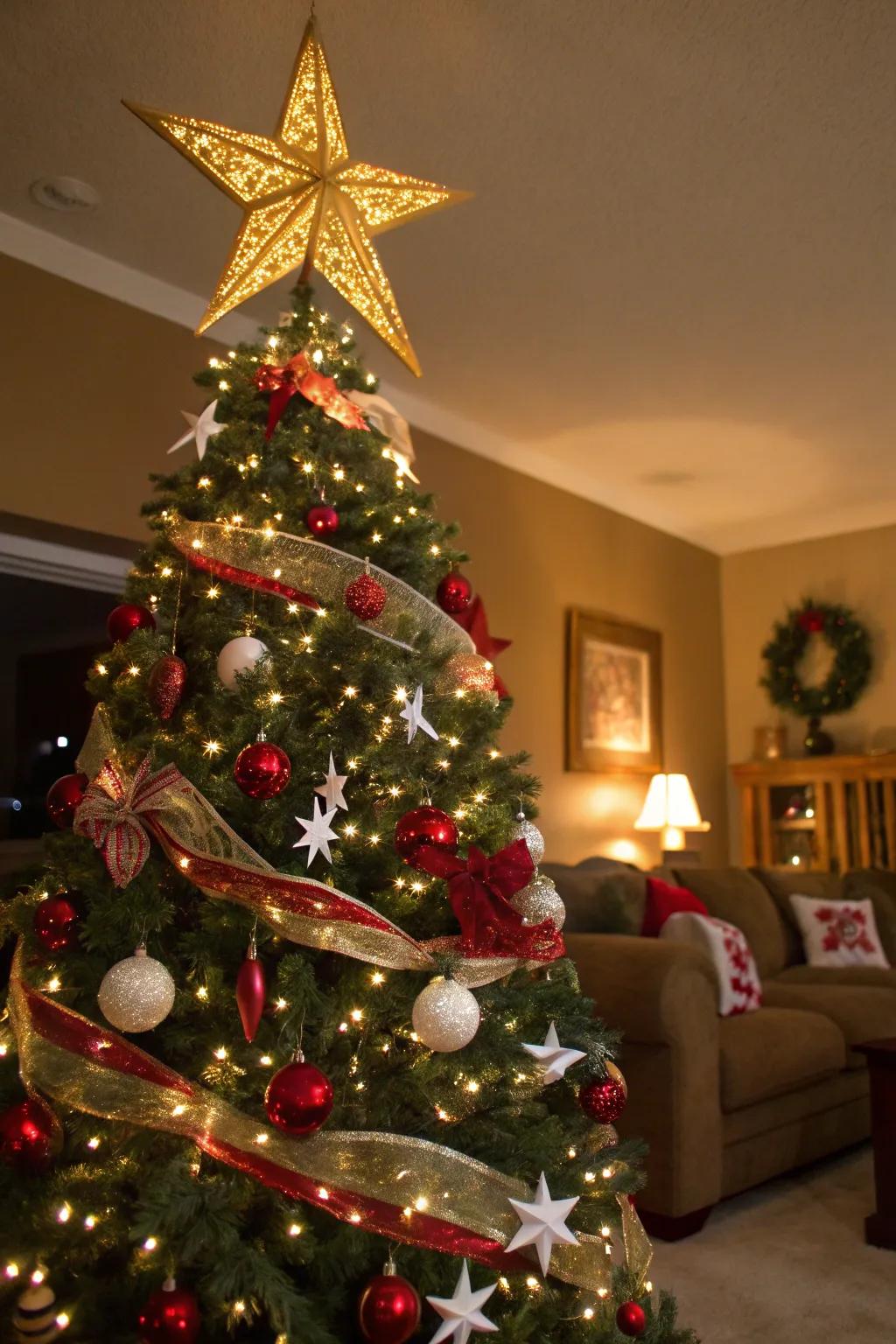 A gilded star crowns the tree, enhancing celestial elegance.