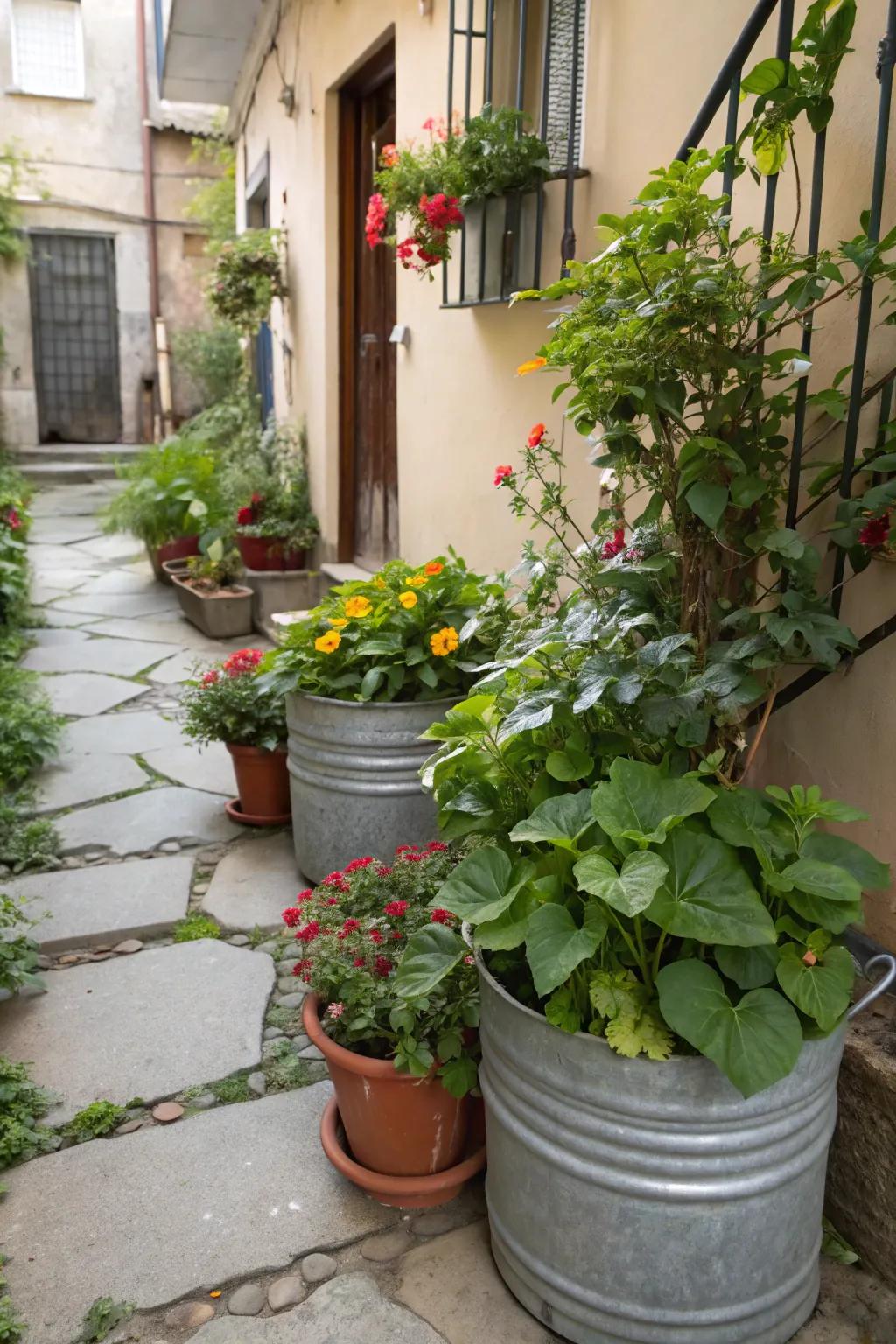 Reused containers fashion distinctive and economical bedding boxes.