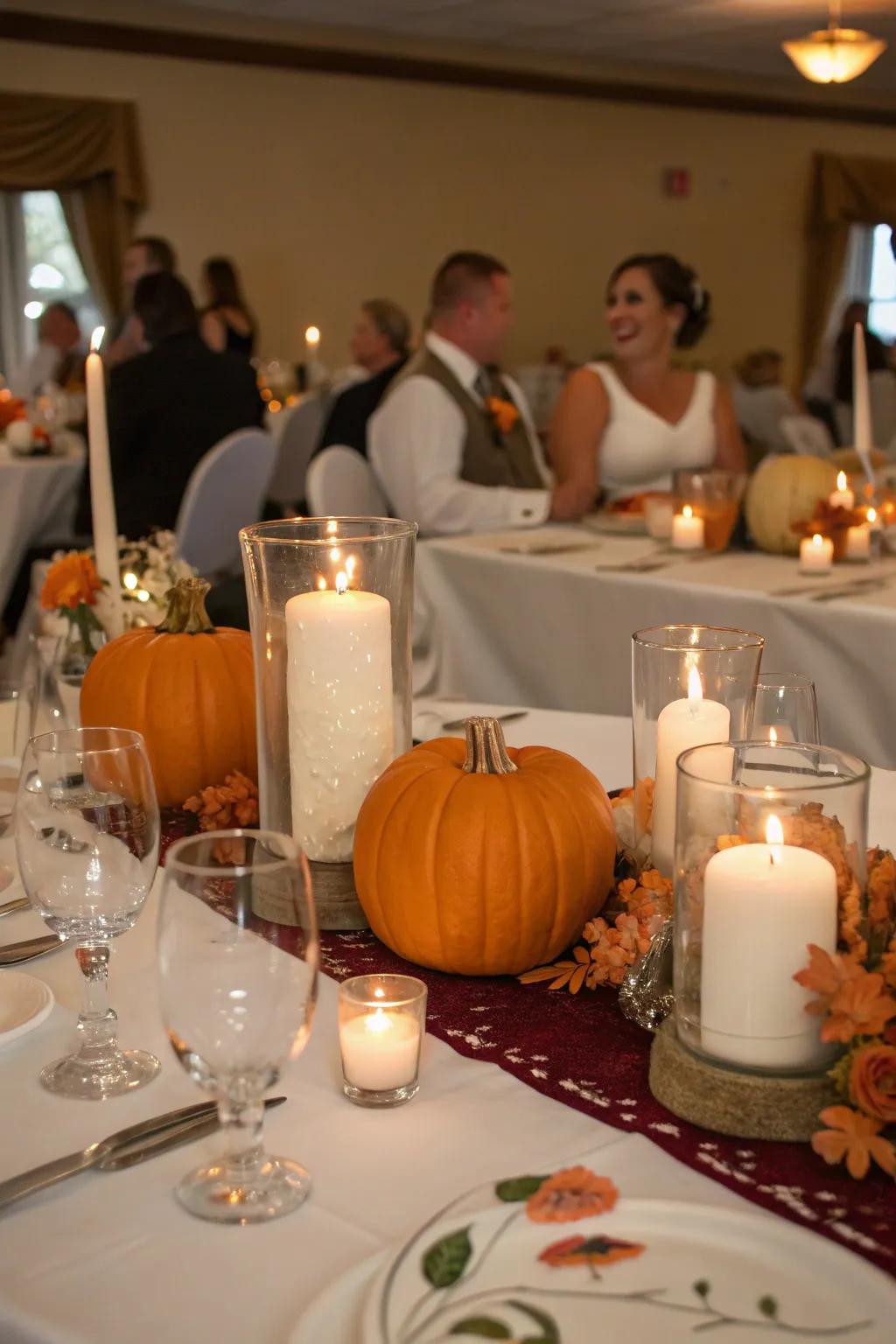 Melons impart an autumnal sensation to your wedding decor.