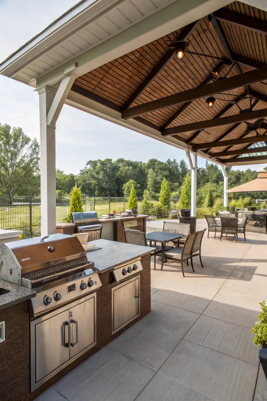 An open-air barbecue pavilion crafted for appreciating the outdoors.