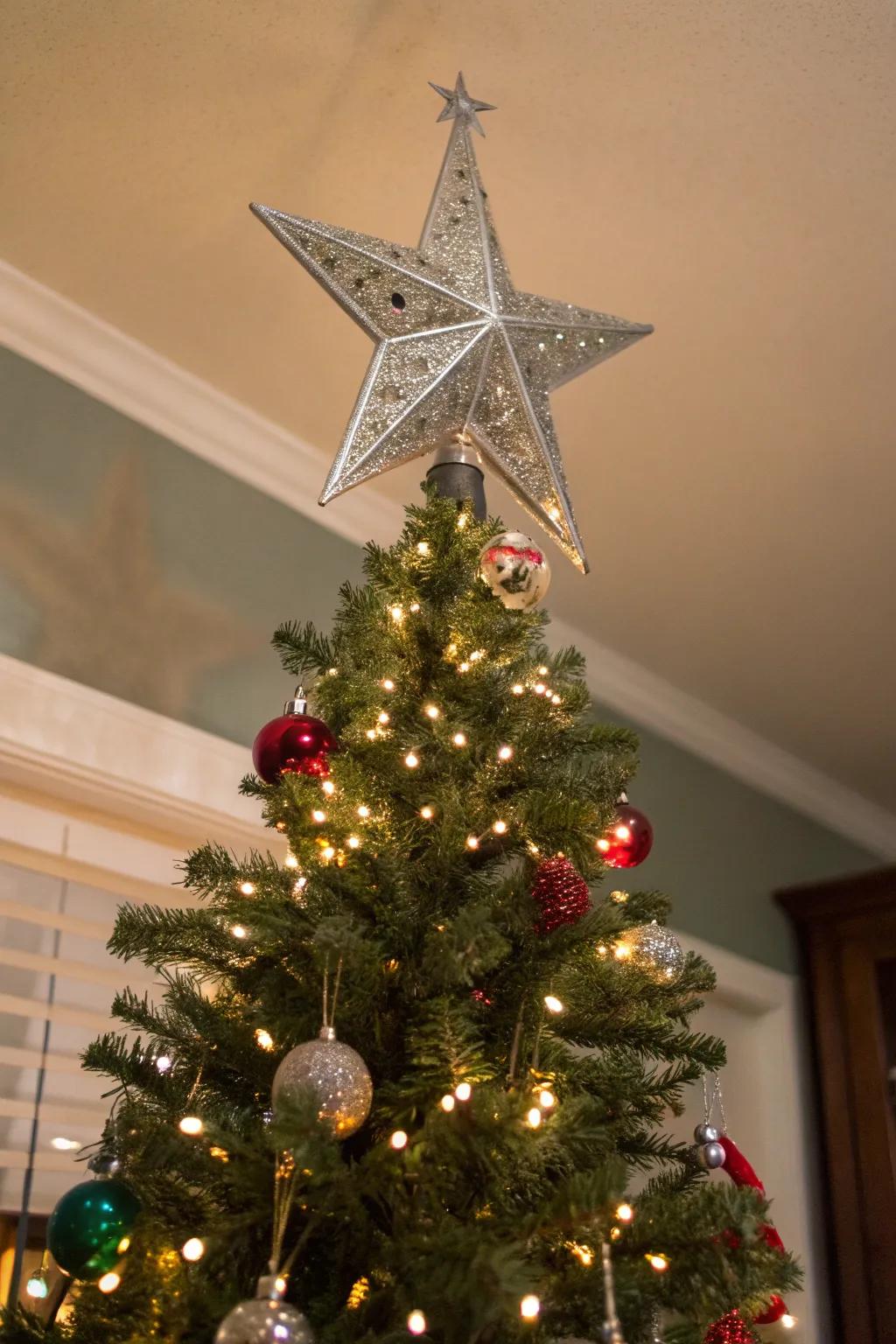 A striking star topper crowns your yuletide masterpiece.