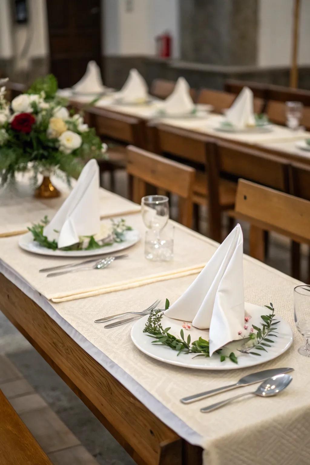 Elegant cloth artistry is the trick to that posh meal feeling.