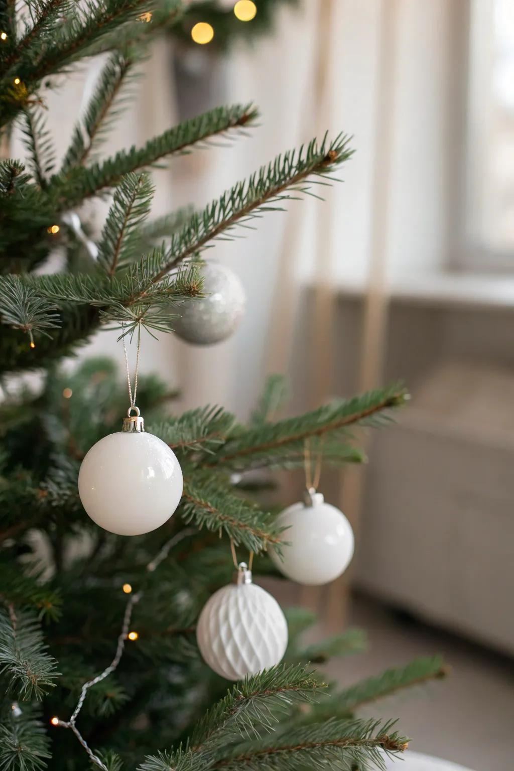 Embrace the magnificence of simplicity with simple baubles.