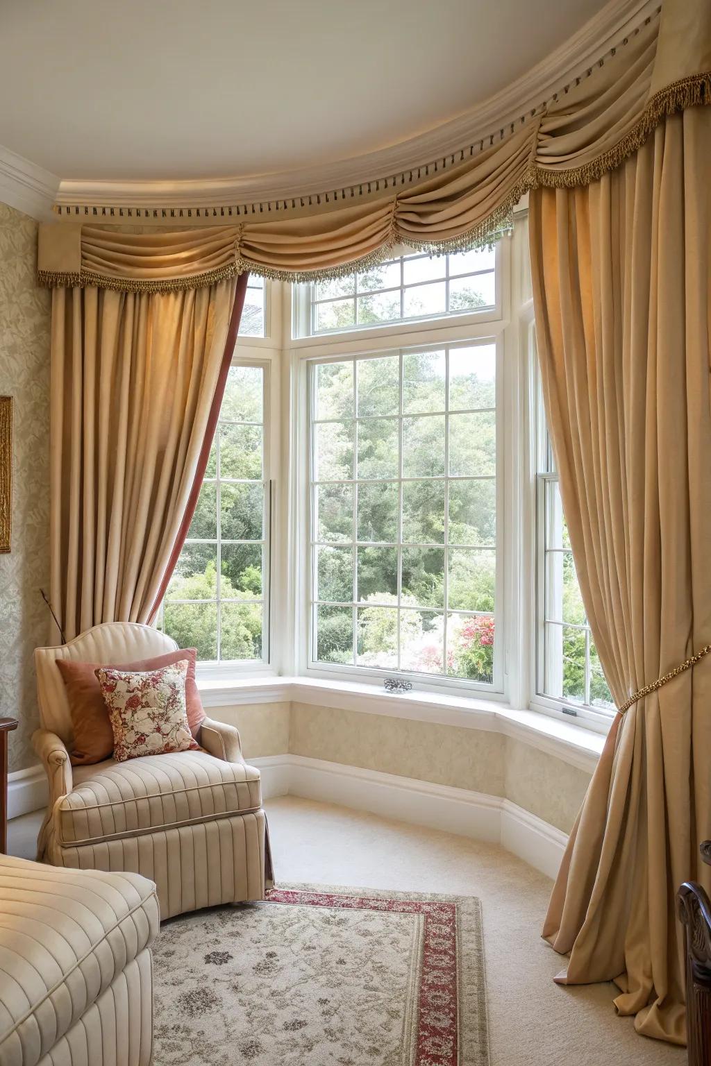 Coordinated curtains unite the hue palette of your room.