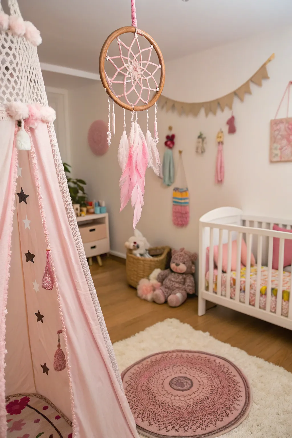 Trendy Room Ideas with Pink for Babies