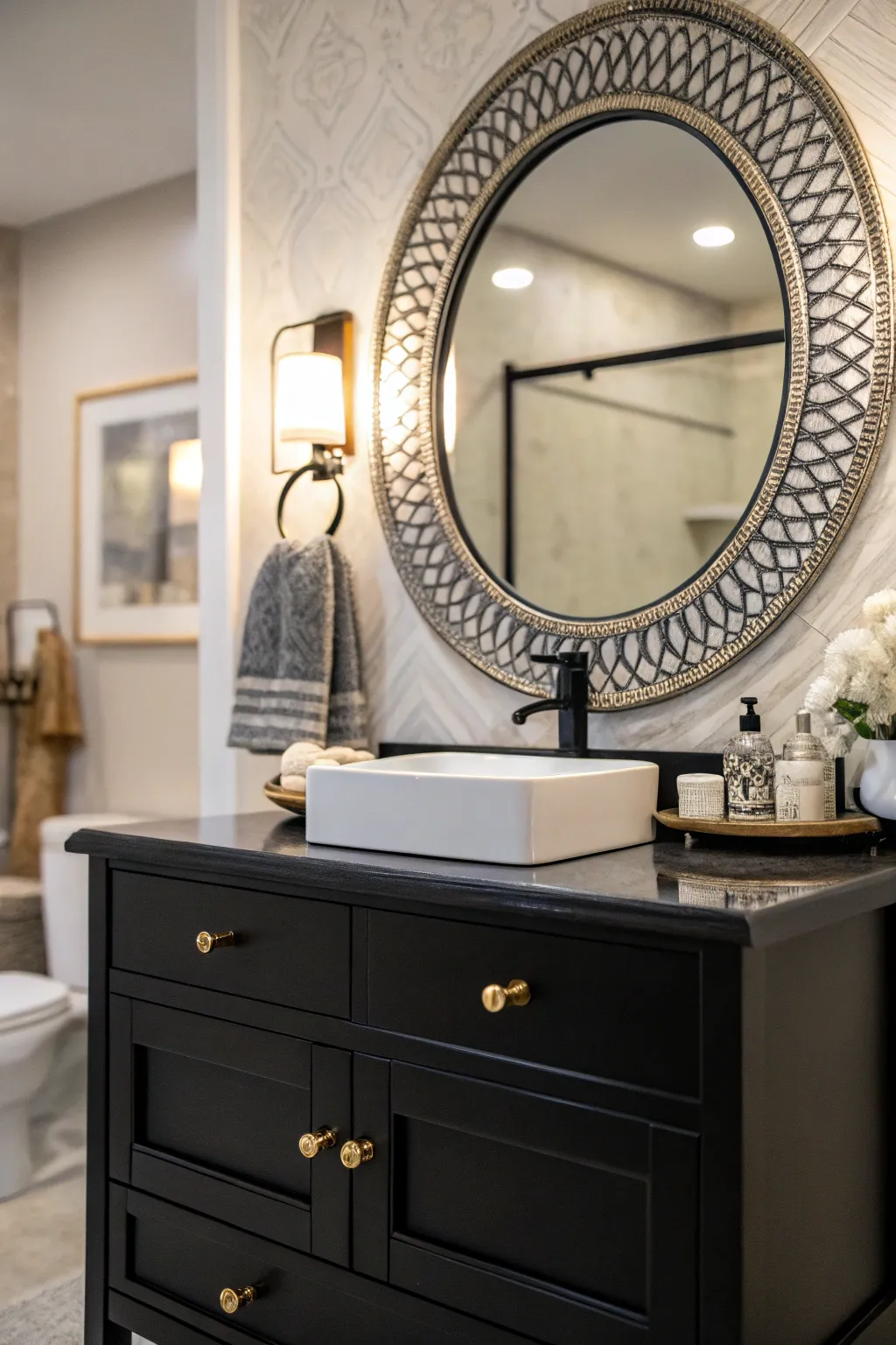 Stylish Ways to Use Black Vanities in Bathrooms